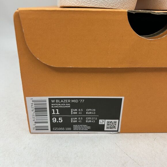 Nike Shoes Blazer Mid 77’ WMNS “Vintage White Black” 2024 - Picture 4 of 4